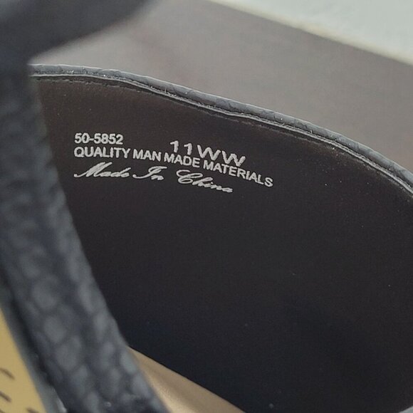 NEW Bella~Vita Sarah II Black Snake Womens 11 WW Print Slingback Heels - Picture 6 of 8